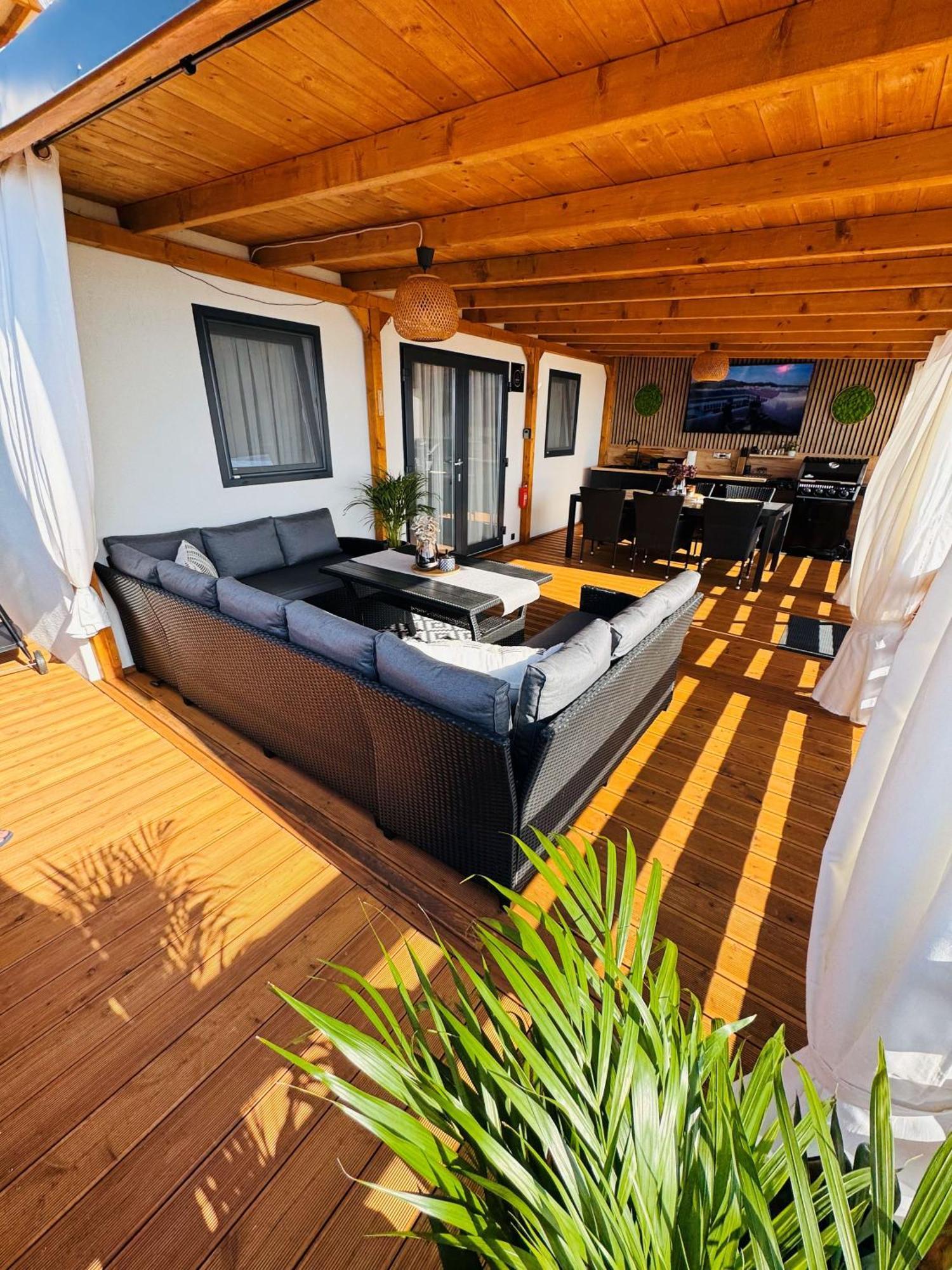 Serenity Mobile House Drage Exterior photo